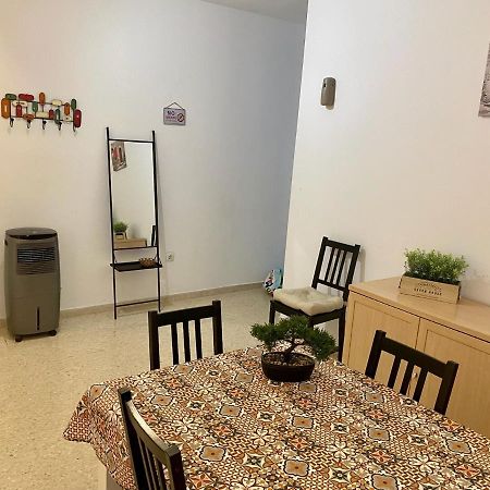 Sevilla. Gerena Casa Rural Para Familia O Profesionales Luaran gambar