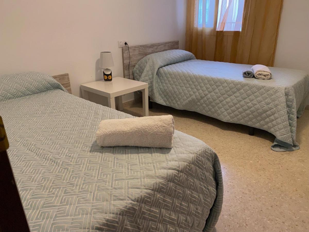 Sevilla. Gerena Casa Rural Para Familia O Profesionales Luaran gambar
